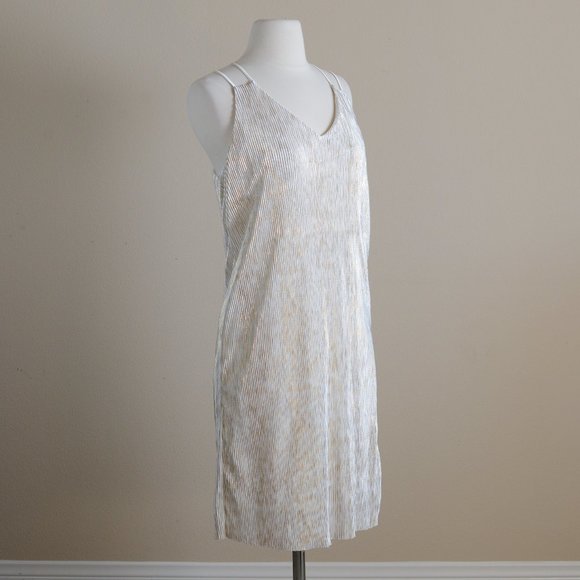 NEW Sunday in Brooklyn Shae Gold Shimmer Dress - Picture 3 of 15